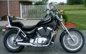 2004 Suzuki Intruder 800 photo